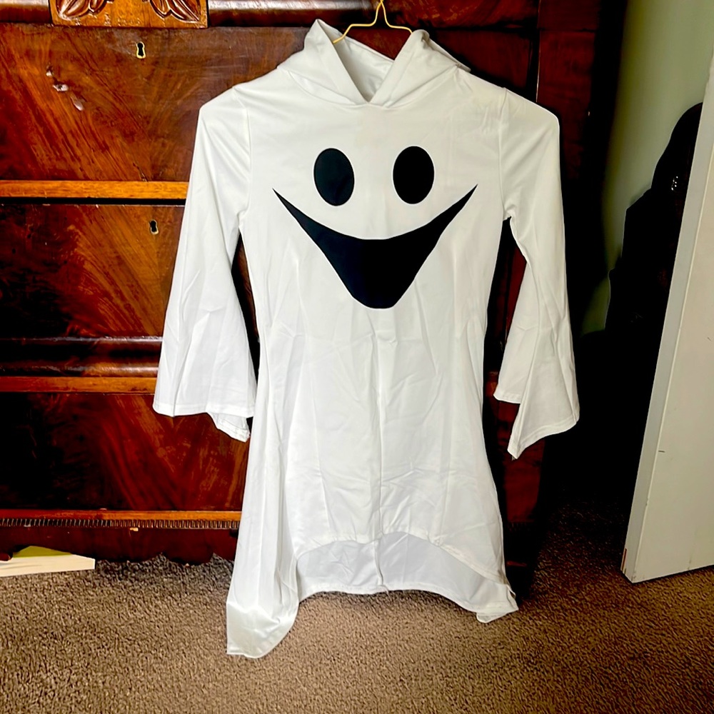 Beset Bay Ghost tunic